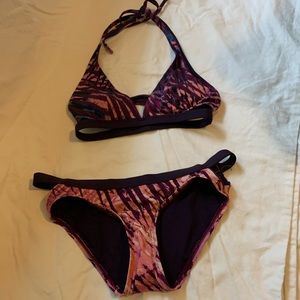 Carmen Marc Valvo - 2 piece swimsuit set - NWT